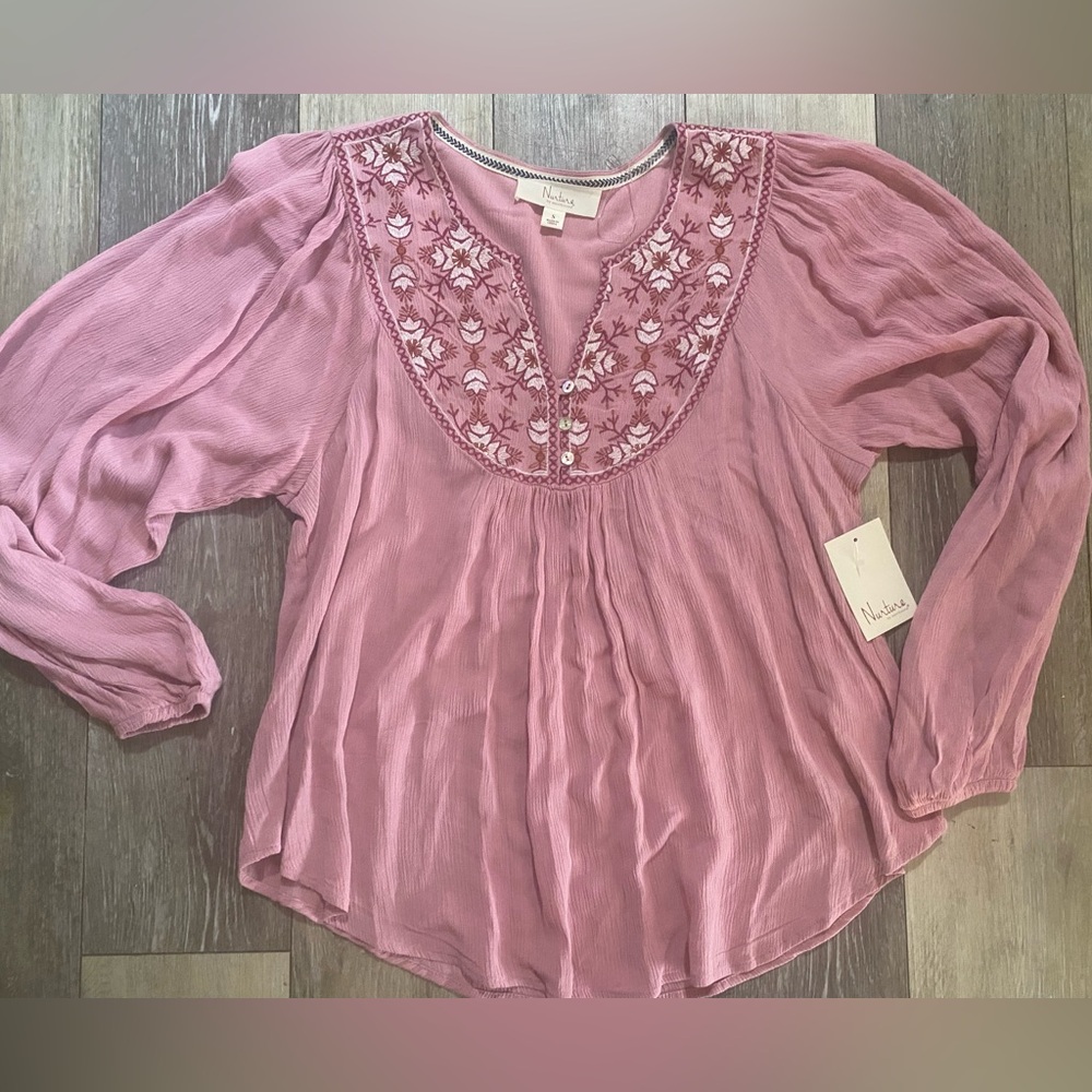 Pink Embroidered Women's Top by Nurture size S-NWT